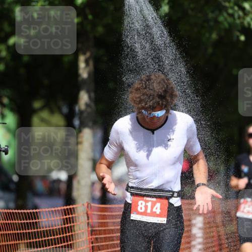 07.09.2025 - 19. Norderstedt Triathlon Michael Strokosch http://msf.ph/oto/8806897 07.09.2025 13:18:33 Laufen 814, 1344, 1354 meine-sportfotos.de