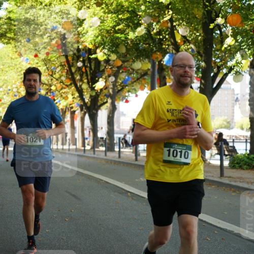 07.09.2025 - BARMER Alsterlauf Yannick Fuchs http://msf.ph/oto/8806931 07.09.2025 11:55:43 Laufen 1021, 1, 1010 meine-sportfotos.de