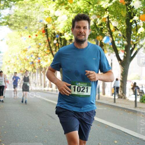 07.09.2025 - BARMER Alsterlauf Yannick Fuchs http://msf.ph/oto/8806955 07.09.2025 11:55:44 Laufen 36, 1021 meine-sportfotos.de