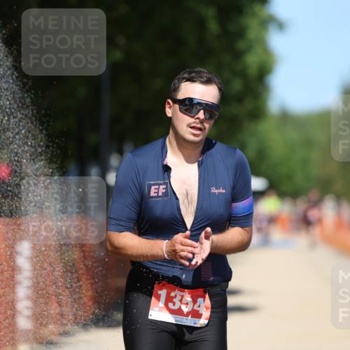 07.09.2025 - 19. Norderstedt Triathlon Michael Strokosch http://msf.ph/oto/8806988 07.09.2025 13:18:37 Laufen 712, 814, 1344, 1354 meine-sportfotos.de