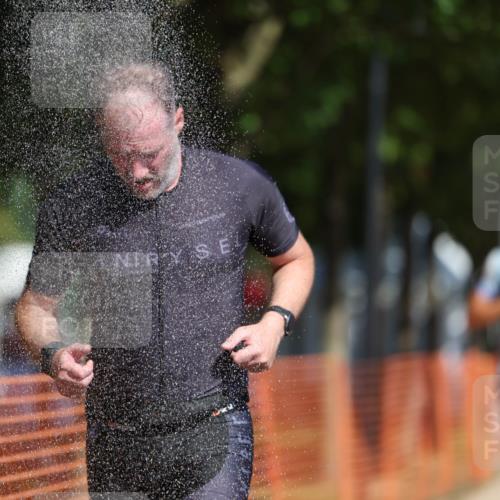 07.09.2025 - 19. Norderstedt Triathlon Michael Strokosch http://msf.ph/oto/8807027 07.09.2025 12:11:18 Laufen 729, 787 meine-sportfotos.de