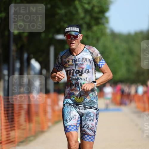 07.09.2025 - 19. Norderstedt Triathlon Michael Strokosch http://msf.ph/oto/8807049 07.09.2025 12:11:20 Laufen 729, 787 meine-sportfotos.de