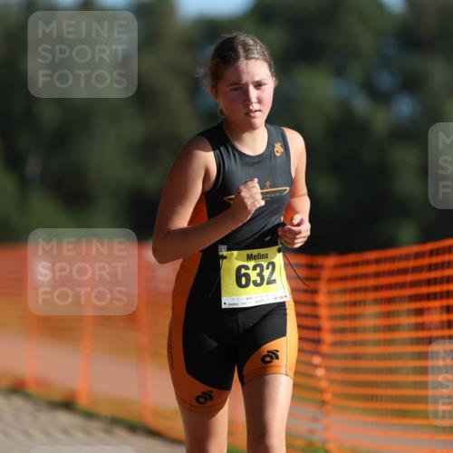 07.09.2025 - 19. Norderstedt Triathlon Michael Strokosch http://msf.ph/oto/8807057 07.09.2025 09:47:49 Laufen 632 meine-sportfotos.de