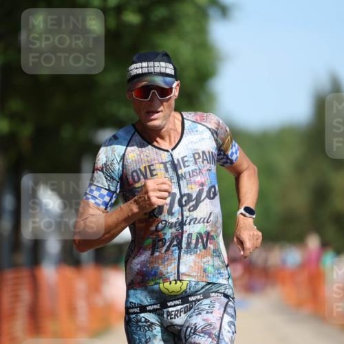 07.09.2025 - 19. Norderstedt Triathlon Michael Strokosch http://msf.ph/oto/8807060 07.09.2025 12:11:21 Laufen 729, 787 meine-sportfotos.de