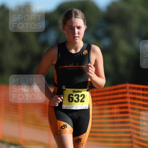 07.09.2025 - 19. Norderstedt Triathlon Michael Strokosch http://msf.ph/oto/8807062 07.09.2025 09:47:49 Laufen 632 meine-sportfotos.de
