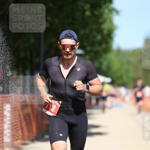 07.09.2025 - 19. Norderstedt Triathlon Michael Strokosch http://msf.ph/oto/8807074 07.09.2025 13:18:44 Laufen 712 meine-sportfotos.de