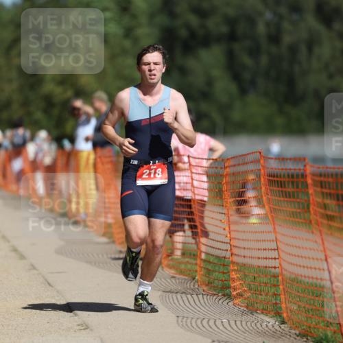 07.09.2025 - 19. Norderstedt Triathlon Michael Strokosch http://msf.ph/oto/8807115 07.09.2025 12:40:48 Laufen 218, 233, 1387, 1392 meine-sportfotos.de