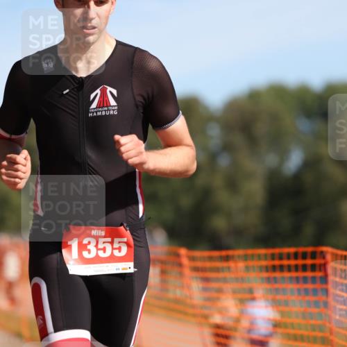 07.09.2025 - 19. Norderstedt Triathlon Michael Strokosch http://msf.ph/oto/8807120 07.09.2025 11:29:28 Laufen 1335, 1355 meine-sportfotos.de