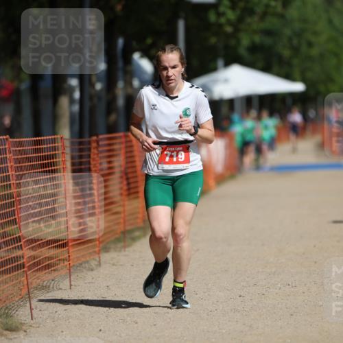 07.09.2025 - 19. Norderstedt Triathlon Michael Strokosch http://msf.ph/oto/8807130 07.09.2025 12:11:38 Laufen 281, 719, 1219 meine-sportfotos.de
