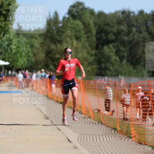 07.09.2025 - 19. Norderstedt Triathlon Michael Strokosch http://msf.ph/oto/8807190 07.09.2025 11:29:41 Laufen 231 meine-sportfotos.de