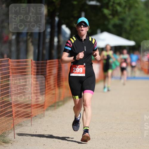 07.09.2025 - 19. Norderstedt Triathlon Michael Strokosch http://msf.ph/oto/8807211 07.09.2025 12:12:19 Laufen 299 meine-sportfotos.de