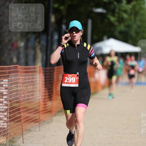 07.09.2025 - 19. Norderstedt Triathlon Michael Strokosch http://msf.ph/oto/8807222 07.09.2025 12:12:20 Laufen 299 meine-sportfotos.de