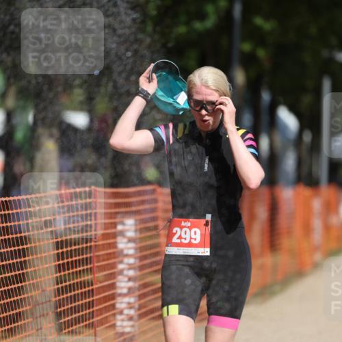 07.09.2025 - 19. Norderstedt Triathlon Michael Strokosch http://msf.ph/oto/8807230 07.09.2025 12:12:21 Laufen 299, 778 meine-sportfotos.de
