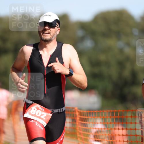 07.09.2025 - 19. Norderstedt Triathlon Michael Strokosch http://msf.ph/oto/8807246 07.09.2025 12:41:01 Laufen 802 meine-sportfotos.de