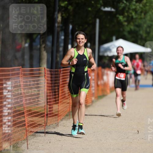07.09.2025 - 19. Norderstedt Triathlon Michael Strokosch http://msf.ph/oto/8807259 07.09.2025 12:12:26 Laufen 148, 778 meine-sportfotos.de