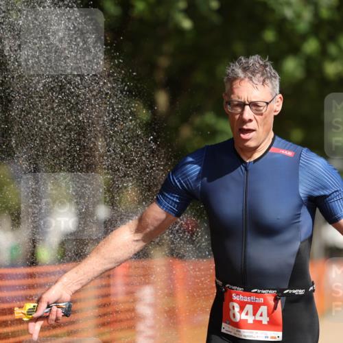 07.09.2025 - 19. Norderstedt Triathlon Michael Strokosch http://msf.ph/oto/8807303 07.09.2025 11:30:10 Laufen 844, 1323 meine-sportfotos.de