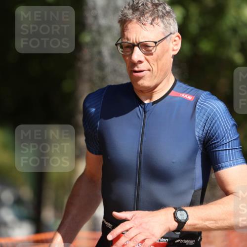 07.09.2025 - 19. Norderstedt Triathlon Michael Strokosch http://msf.ph/oto/8807315 07.09.2025 11:30:11 Laufen 844, 1323 meine-sportfotos.de
