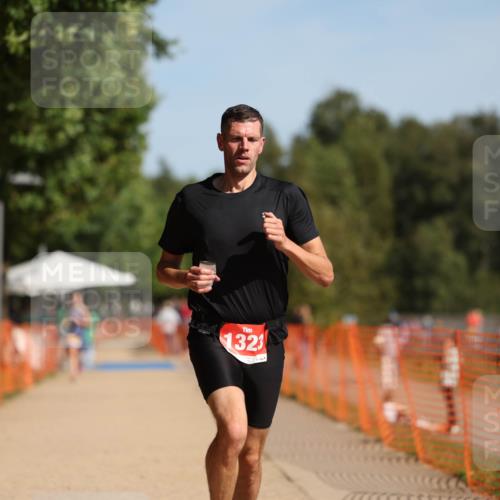 07.09.2025 - 19. Norderstedt Triathlon Michael Strokosch http://msf.ph/oto/8807322 07.09.2025 11:30:12 Laufen 844, 1323 meine-sportfotos.de