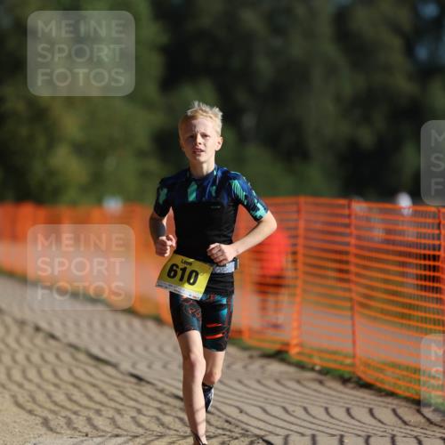 07.09.2025 - 19. Norderstedt Triathlon Michael Strokosch http://msf.ph/oto/8807353 07.09.2025 09:48:29 Laufen 610 meine-sportfotos.de