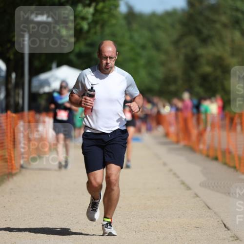 07.09.2025 - 19. Norderstedt Triathlon Michael Strokosch http://msf.ph/oto/8807451 07.09.2025 12:12:59 Laufen 286, 710, 861 meine-sportfotos.de