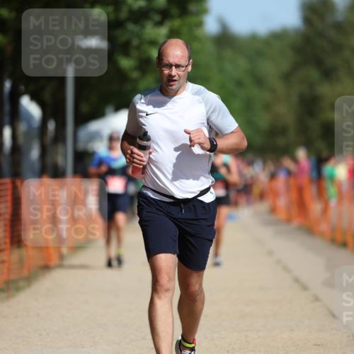 07.09.2025 - 19. Norderstedt Triathlon Michael Strokosch http://msf.ph/oto/8807456 07.09.2025 12:13:00 Laufen 286, 710, 861, 1308, 1367 meine-sportfotos.de