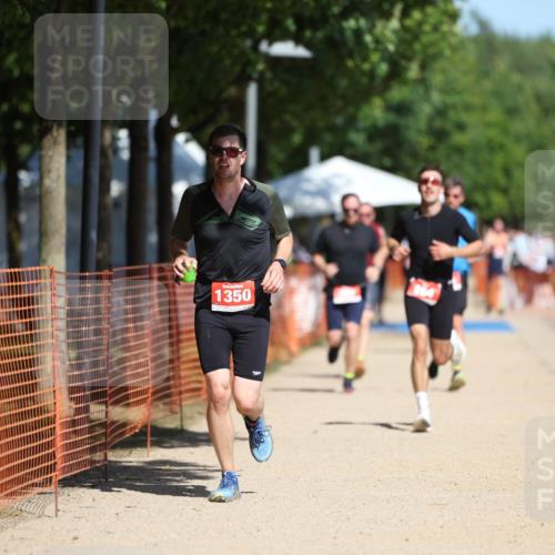 07.09.2025 - 19. Norderstedt Triathlon Michael Strokosch http://msf.ph/oto/8807493 07.09.2025 12:41:31 Laufen 164, 287, 1350 meine-sportfotos.de
