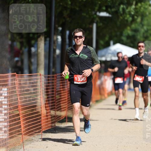 07.09.2025 - 19. Norderstedt Triathlon Michael Strokosch http://msf.ph/oto/8807505 07.09.2025 12:41:32 Laufen 164, 287, 846, 1350 meine-sportfotos.de