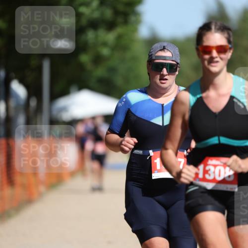 07.09.2025 - 19. Norderstedt Triathlon Michael Strokosch http://msf.ph/oto/8807528 07.09.2025 12:13:08 Laufen 1308, 1367 meine-sportfotos.de