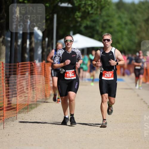 07.09.2025 - 19. Norderstedt Triathlon Michael Strokosch http://msf.ph/oto/8807539 07.09.2025 12:13:16 Laufen 184, 229, 267 meine-sportfotos.de