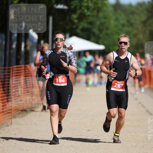 07.09.2025 - 19. Norderstedt Triathlon Michael Strokosch http://msf.ph/oto/8807553 07.09.2025 12:13:17 Laufen 184, 229, 267 meine-sportfotos.de