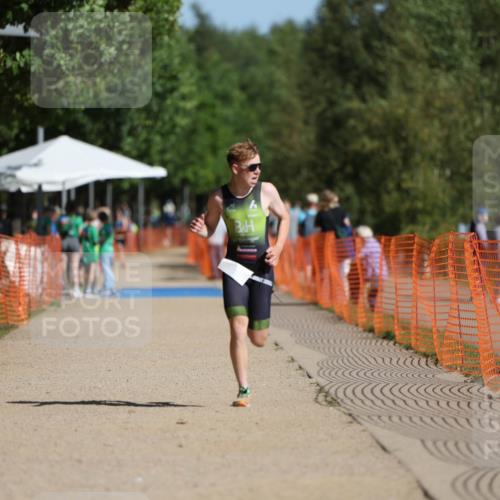 07.09.2025 - 19. Norderstedt Triathlon Michael Strokosch http://msf.ph/oto/8807567 07.09.2025 11:30:51 Laufen 1180, 1188 meine-sportfotos.de