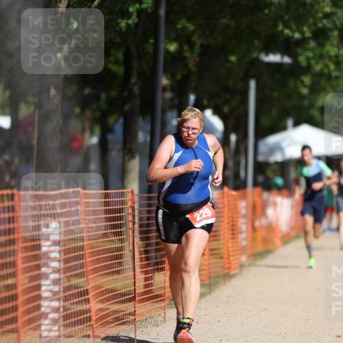 07.09.2025 - 19. Norderstedt Triathlon Michael Strokosch http://msf.ph/oto/8807574 07.09.2025 12:13:21 Laufen 184, 229, 267, 1190 meine-sportfotos.de