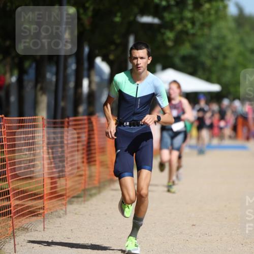 07.09.2025 - 19. Norderstedt Triathlon Michael Strokosch http://msf.ph/oto/8807598 07.09.2025 12:13:27 Laufen 229, 765, 1161, 1182, 1190 meine-sportfotos.de