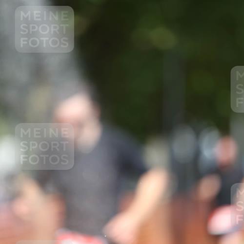 07.09.2025 - 19. Norderstedt Triathlon Michael Strokosch http://msf.ph/oto/8807603 07.09.2025 12:41:36 Laufen 164, 287, 823, 846, 1350 meine-sportfotos.de
