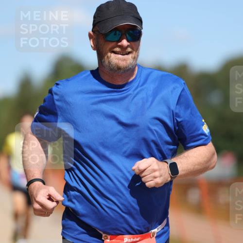 07.09.2025 - 19. Norderstedt Triathlon Michael Strokosch http://msf.ph/oto/8807673 07.09.2025 13:19:49 Laufen 197, 357, 1221, 1321, 1397 meine-sportfotos.de