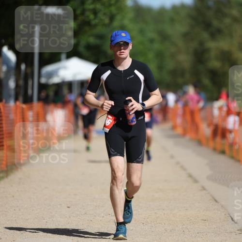 07.09.2025 - 19. Norderstedt Triathlon Michael Strokosch http://msf.ph/oto/8807691 07.09.2025 12:13:42 Laufen 306 meine-sportfotos.de