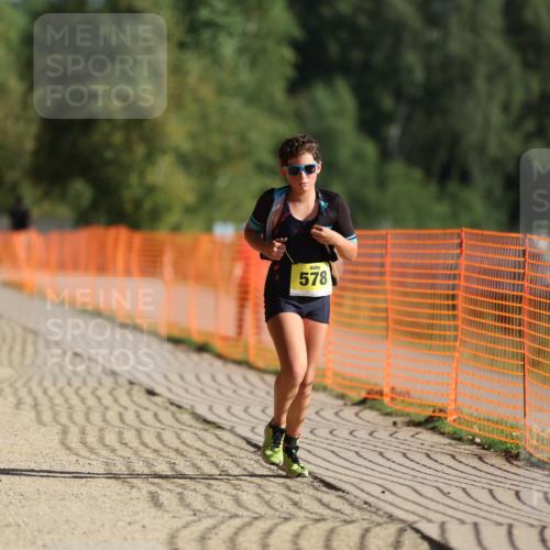 07.09.2025 - 19. Norderstedt Triathlon Michael Strokosch http://msf.ph/oto/8807713 07.09.2025 09:49:12 Laufen 578, 581 meine-sportfotos.de