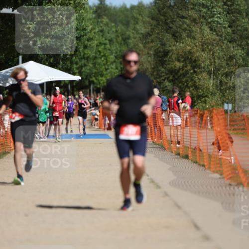 07.09.2025 - 19. Norderstedt Triathlon Michael Strokosch http://msf.ph/oto/8807724 07.09.2025 12:13:47 Laufen 287, 306, 748 meine-sportfotos.de