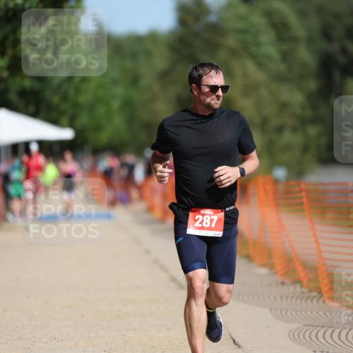 07.09.2025 - 19. Norderstedt Triathlon Michael Strokosch http://msf.ph/oto/8807735 07.09.2025 12:13:49 Laufen 287, 748 meine-sportfotos.de
