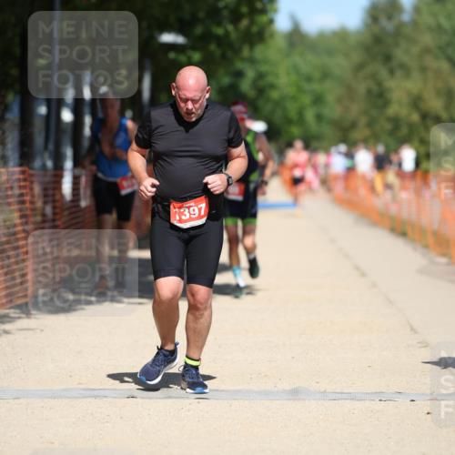 07.09.2025 - 19. Norderstedt Triathlon Michael Strokosch http://msf.ph/oto/8807759 07.09.2025 13:19:54 Laufen 161, 205, 357, 1321, 1397 meine-sportfotos.de