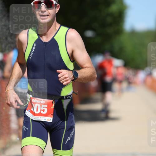 07.09.2025 - 19. Norderstedt Triathlon Michael Strokosch http://msf.ph/oto/8807815 07.09.2025 13:19:59 Laufen 161, 205, 808, 1321, 1397 meine-sportfotos.de