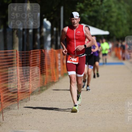 07.09.2025 - 19. Norderstedt Triathlon Michael Strokosch http://msf.ph/oto/8807817 07.09.2025 12:14:02 Laufen 704, 1334 meine-sportfotos.de