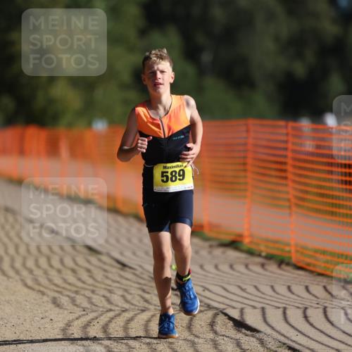 07.09.2025 - 19. Norderstedt Triathlon Michael Strokosch http://msf.ph/oto/8807825 07.09.2025 09:49:40 Laufen 589 meine-sportfotos.de