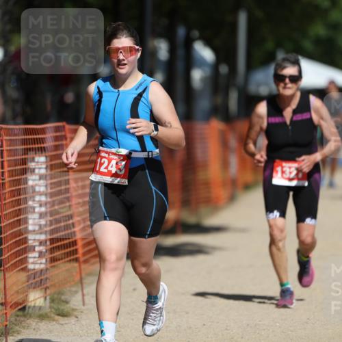07.09.2025 - 19. Norderstedt Triathlon Michael Strokosch http://msf.ph/oto/8807843 07.09.2025 12:42:00 Laufen 741, 756, 800, 1243, 1327 meine-sportfotos.de