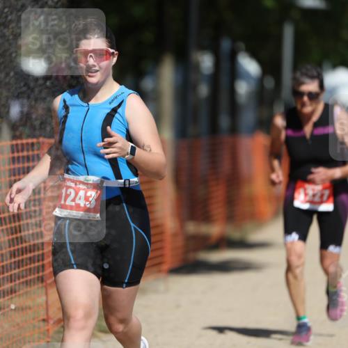 07.09.2025 - 19. Norderstedt Triathlon Michael Strokosch http://msf.ph/oto/8807852 07.09.2025 12:42:01 Laufen 168, 741, 800, 1243, 1327 meine-sportfotos.de