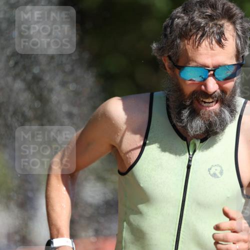 07.09.2025 - 19. Norderstedt Triathlon Michael Strokosch http://msf.ph/oto/8807871 07.09.2025 11:31:21 Laufen 196, 1160, 1198 meine-sportfotos.de