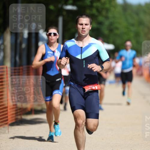 07.09.2025 - 19. Norderstedt Triathlon Michael Strokosch http://msf.ph/oto/8807900 07.09.2025 12:42:07 Laufen 168, 189, 215, 717, 741 meine-sportfotos.de