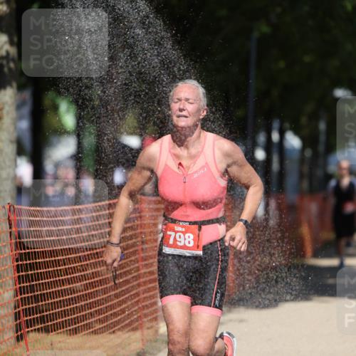 07.09.2025 - 19. Norderstedt Triathlon Michael Strokosch http://msf.ph/oto/8807911 07.09.2025 13:20:10 Laufen 781, 798 meine-sportfotos.de