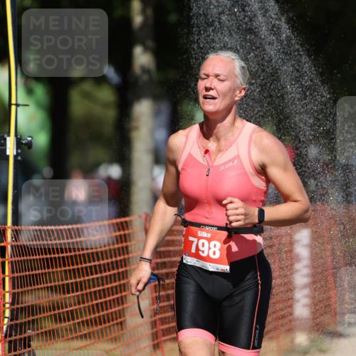 07.09.2025 - 19. Norderstedt Triathlon Michael Strokosch http://msf.ph/oto/8807924 07.09.2025 13:20:11 Laufen 781, 798 meine-sportfotos.de