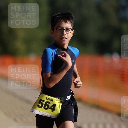 07.09.2025 - 19. Norderstedt Triathlon Michael Strokosch http://msf.ph/oto/8807939 07.09.2025 09:49:58 Laufen 564 meine-sportfotos.de